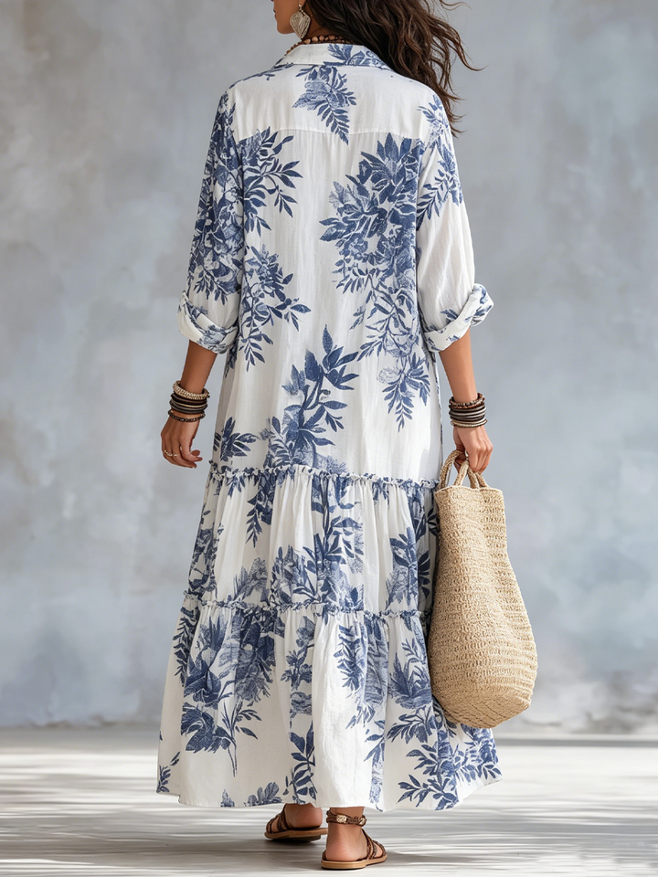Robe longue bohème bleue à motifs floraux boutonnée