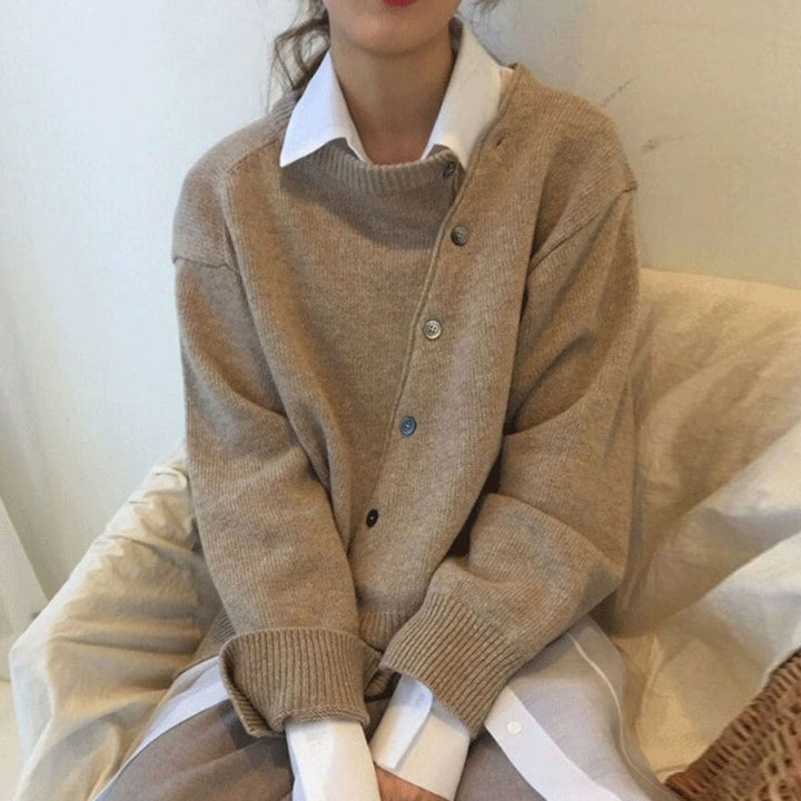 Luna | Cardigan en Maille Douce Boutons Asymétriques