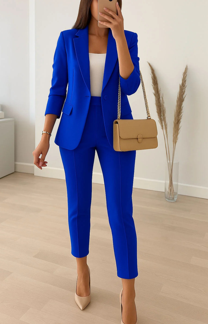 Sorenna | Tailleur Ajusté