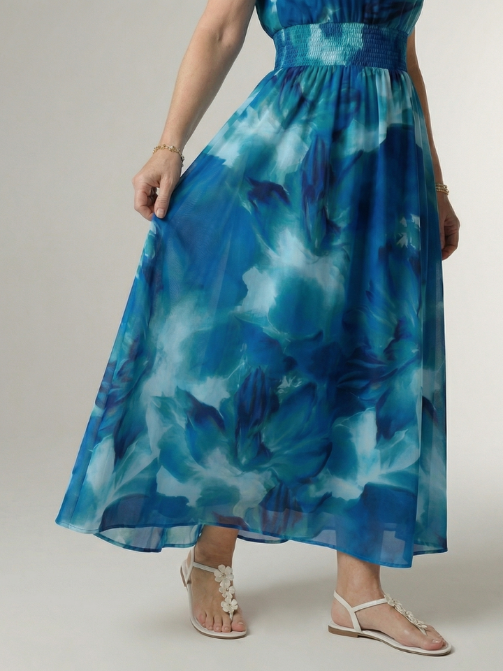Maison Élise | Robe Midi à Encolure Halter Froncée Sylin
