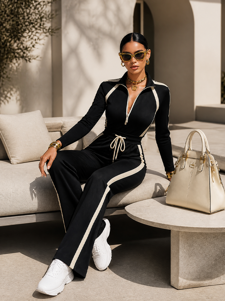 Monique | Ensemble Jogging à Bandes Contrastantes Noires, Haut Col Demi-Zip et Pantalon Large à Cordon