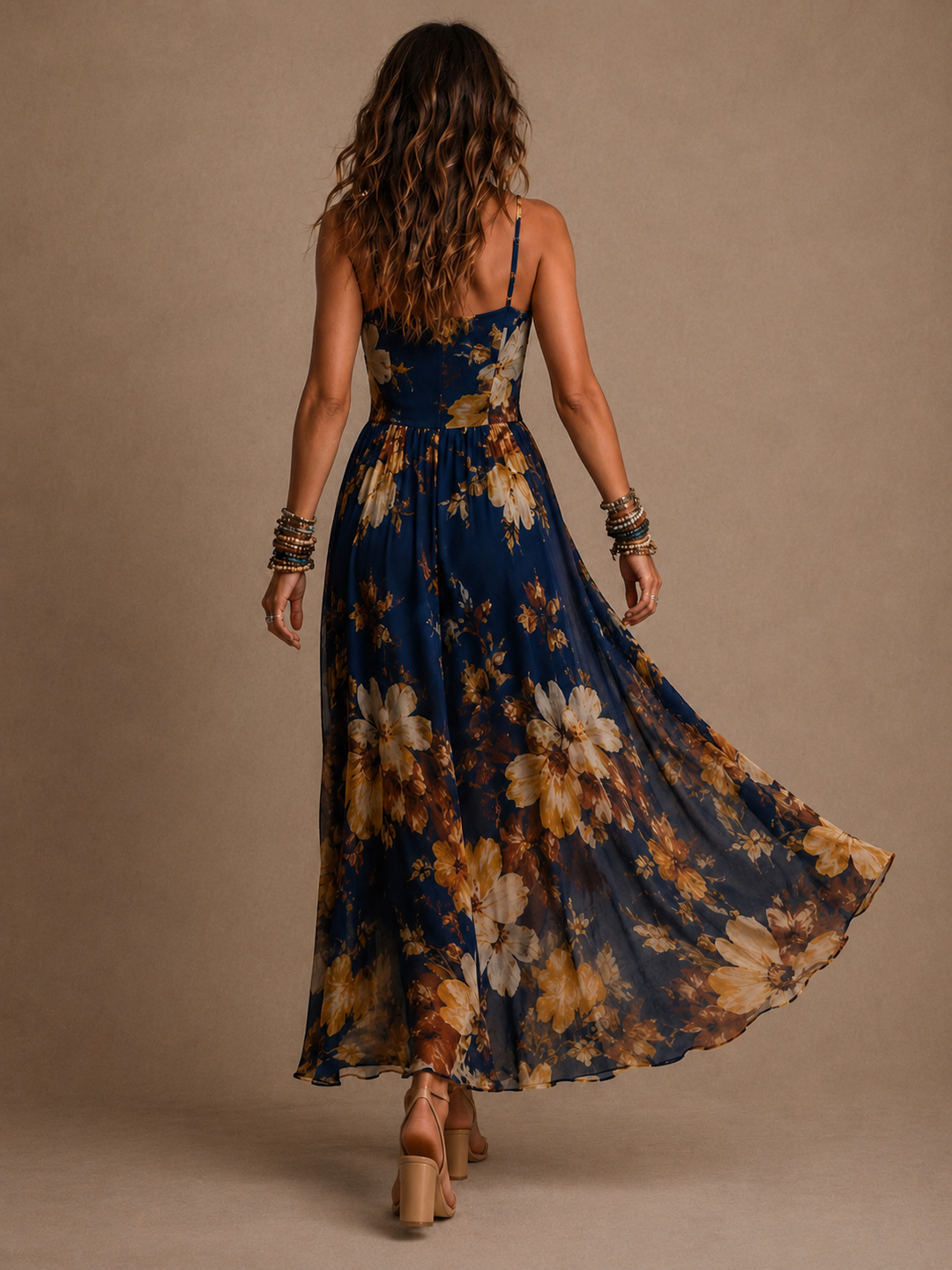 Dulce - robe longue à fleurs avec bretelles