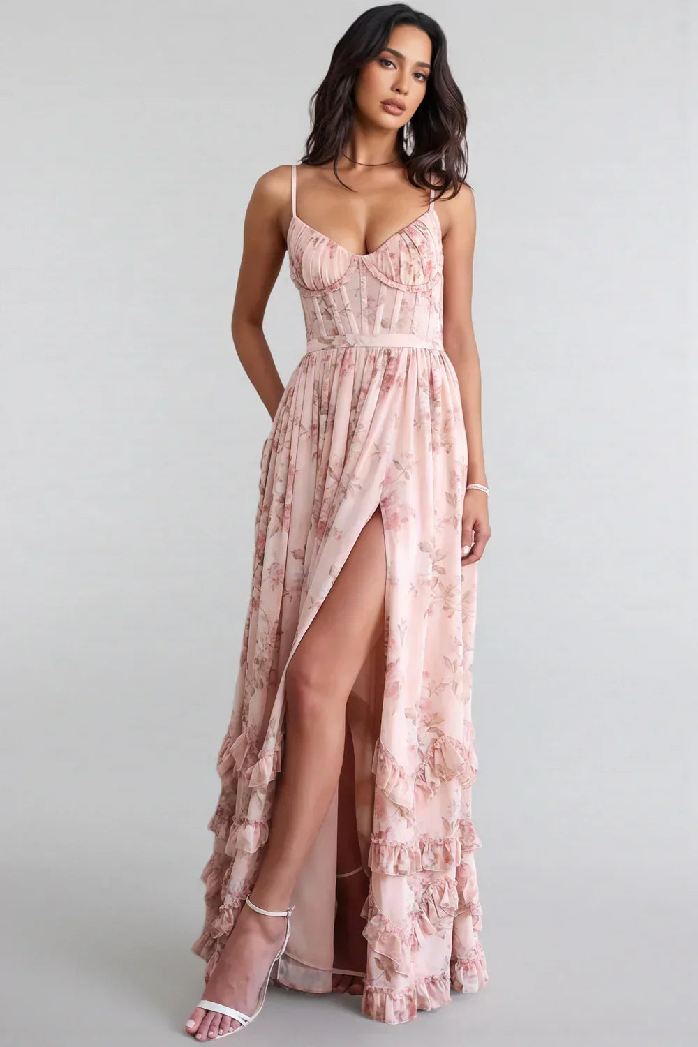 Robe Violetta | Silhouette Élégante et Envoûtante