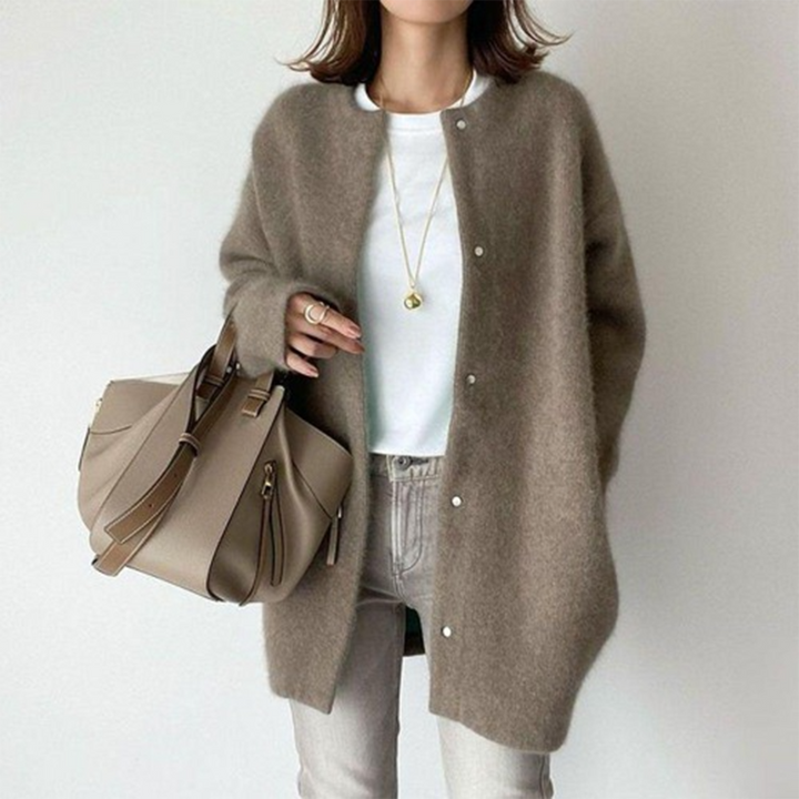 Cardigan femme en cachemire doux – élégant, léger et chaud pour un style raffiné