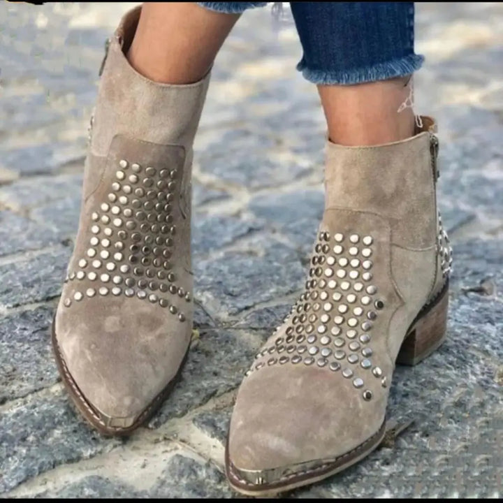 Fernande™ | Allure Cloutée Facile