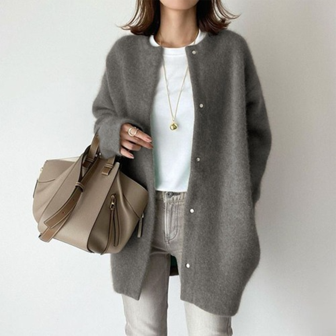 Cardigan femme en cachemire doux – élégant, léger et chaud pour un style raffiné