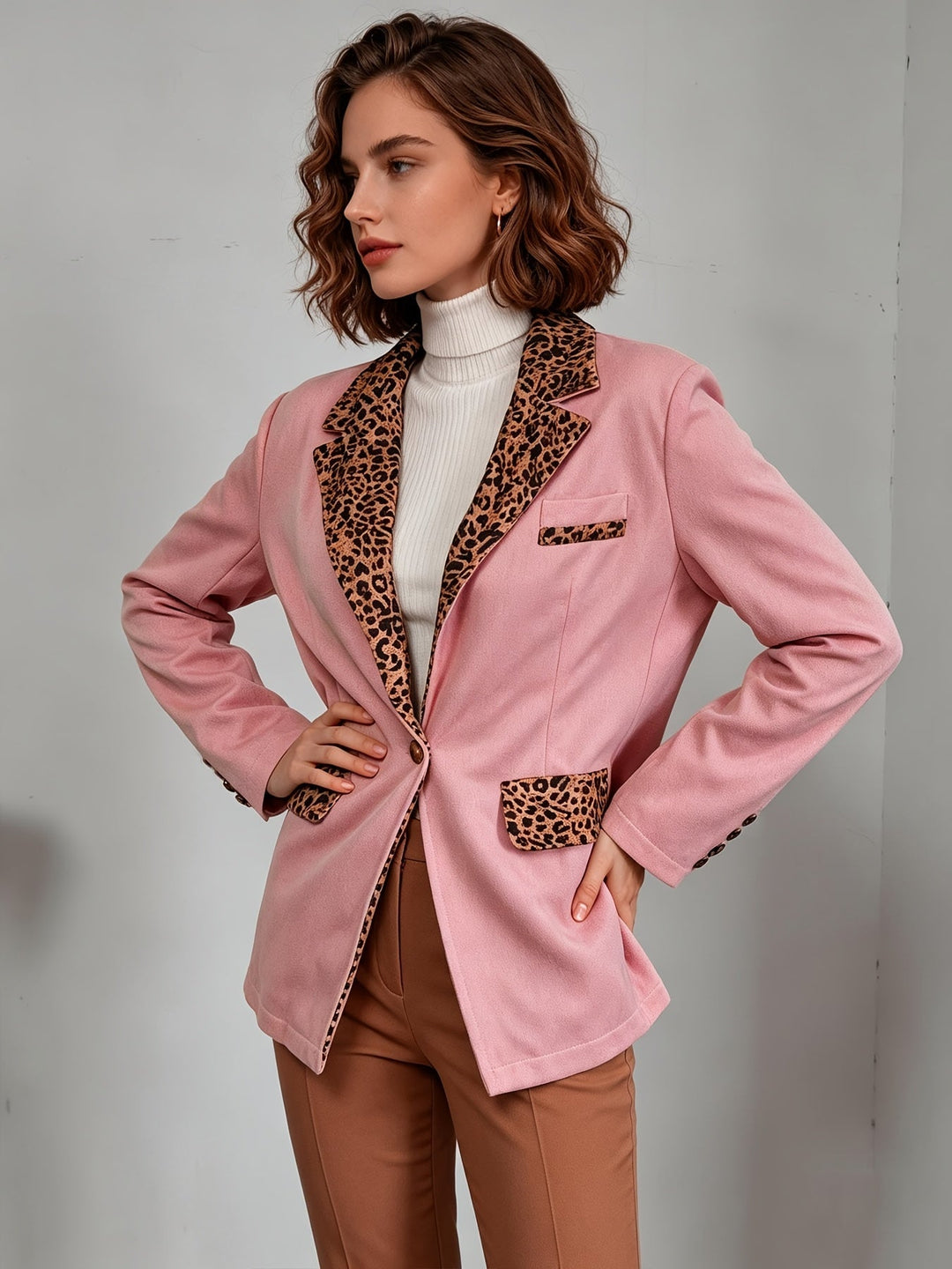 Clémentine | Blazer cintré en velours à détails léopard