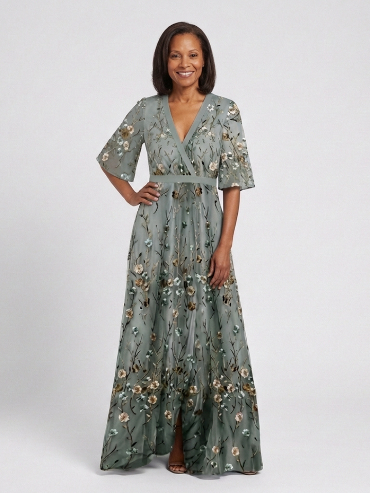 Evadne | Robe Longue Fleurie à Col en V et Manches Courtes