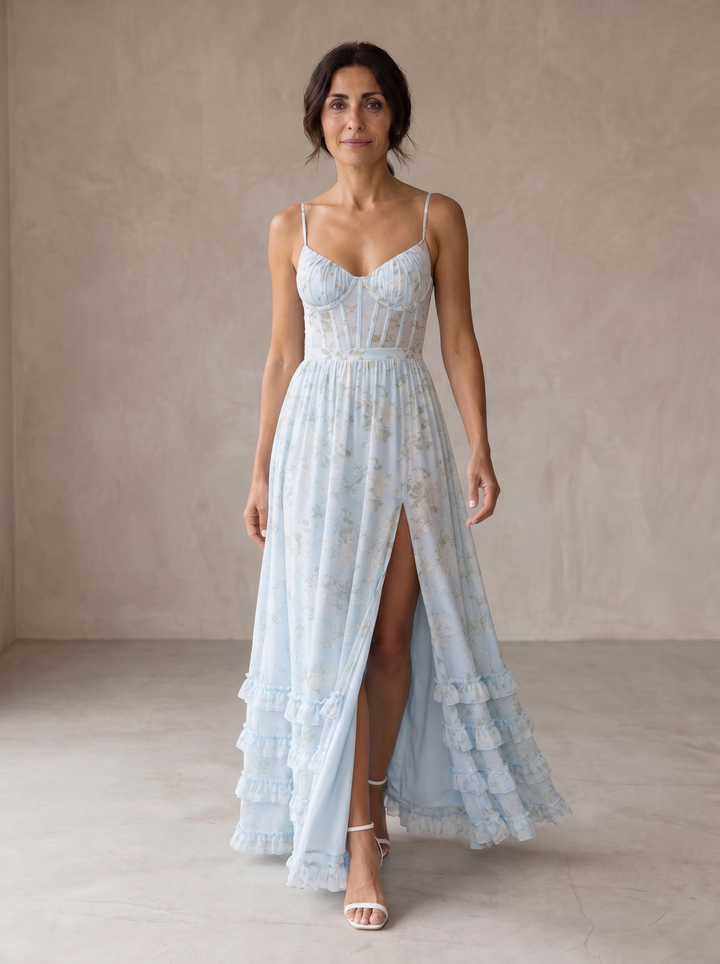 Robe Violetta | Silhouette Élégante et Envoûtante