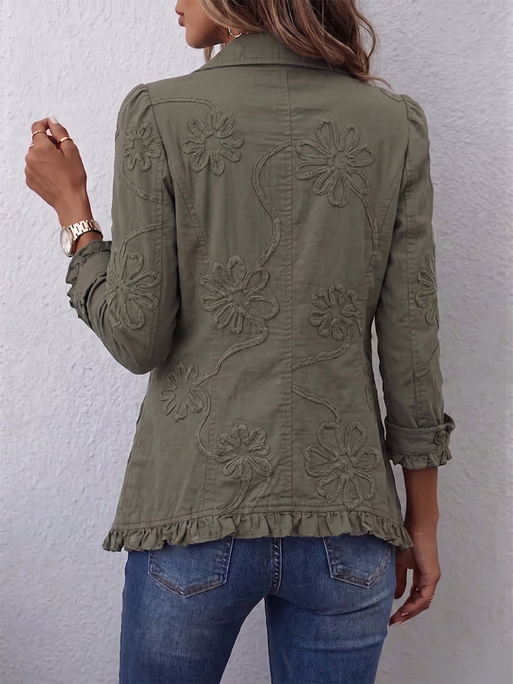 Sienna | Veste Boutonnée à Volants et Détail Fleuri