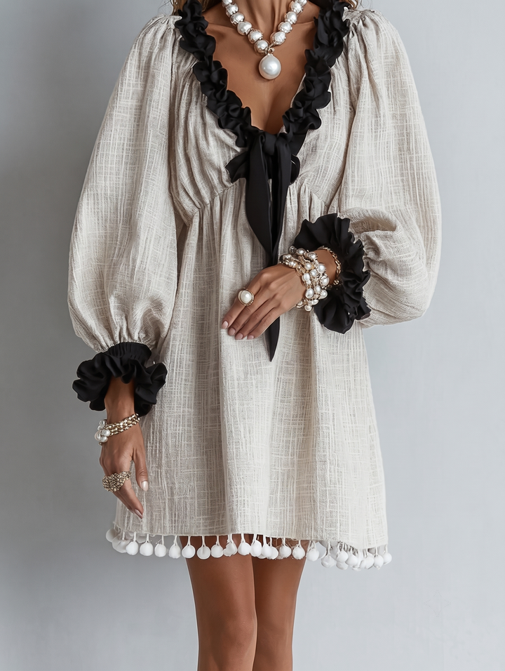 Anneliese | Mini Robe à Manches Bouffantes et Volants