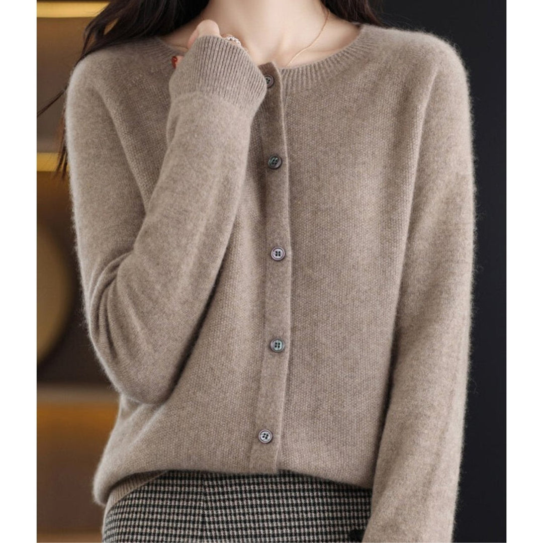 Joséphine | Cardigan en Laine à Col Rond Boutonné